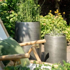 Pflanzgefäß 'Rowen', Silber, Ø 31 X H 55 Cm -Kölle 3210801635 3210801636 3210801637 3210801638 Pflanzgefaess Rowen silber 11 115028 2